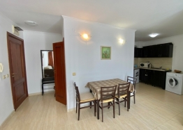 Apartment mit Poolblick in erster Reihe. Foto 9