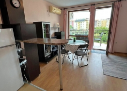 Excellent studio with a pool view in a good complex. Photo 5