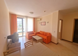 Apartment mit Poolblick in einer großen Anlage. Foto 10