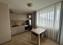 Apartment mit zwei Schlafzimmern in Nessebar. Foto 4