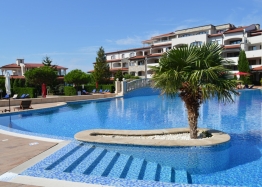 Large apartment with sea view on the first line. Photo 4