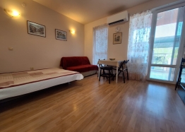 Excellent studio with pool view in a good complex. Photo 14