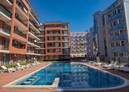 Отличная студия в центре Солнечного берега . Фото 1