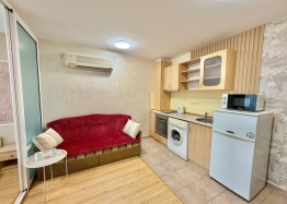 Excellent three-room apartment close to the sea. Photo 1