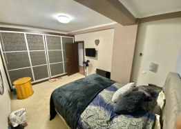 Čtyřpokojový apartmán s výhledem na moře. Foto 6