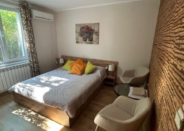 Отличный дом с тремя спальнями и красивым садом. Фото 32