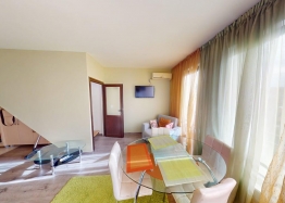 Großzügige Maisonette-Wohnung mit Poolblick. Foto 9 Großzügige Maisonette-Wohnung mit Poolblick. Foto 9