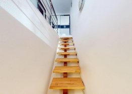 Großzügige Maisonette-Wohnung mit Poolblick. Foto 15 Großzügige Maisonette-Wohnung mit Poolblick. Foto 15