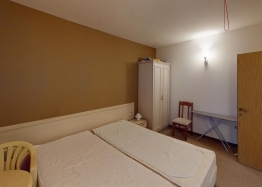 Apartment mit separatem Schlafzimmer in guter Lage. Foto 5