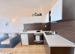 Spacious apartment with sea view in a large complex. Photo 14