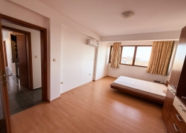 Large two bedroom apartment in the resort centre. Photo 19