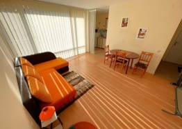 Spacious apartment in a large family complex. Photo 2