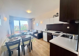 Spacious apartment with sea view in a large complex. Photo 16