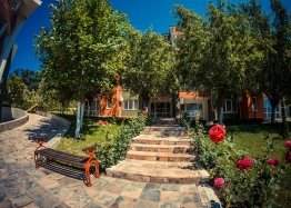 Недорогой апартамент с двумя спальнями на Солнечном берегу. Фото 13