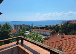 Apartmán s výhledem na moře v dobrém komplexu. Foto 17