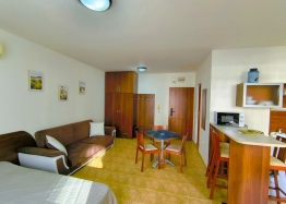 Studio nad morzem w kompleksie Sveti Vlas – Morski Far, zaledwie 100 metrów od plaży. Zdjęcie 15