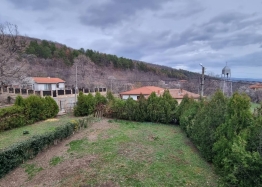 Будинок з ділянкою та новими меблями у чудовому селі. Фото 7