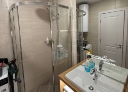 Stilvolles Zweizimmerapartment in einer Luxusanlage. Foto 6