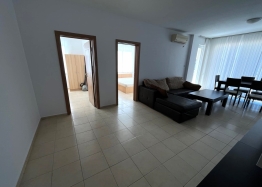 Třípokojový apartmán pět minut chůze k moři. Foto 12