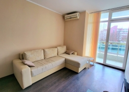 Dvoupokojový apartmán v pěší vzdálenosti od moře. Foto 11