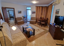 Large two-room apartment 300 meters from the sea. Photo 3