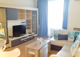 Beautiful two-room apartment in a large complex in installments. Photo 2