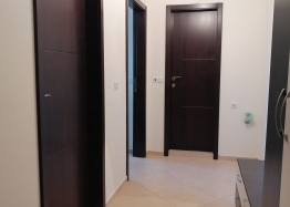 Zweizimmerwohnung mit Poolblick an der Küste. Foto 13