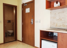 Two-room apartment 200 meters from the beach. Photo 9