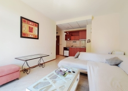 Two-room apartment 200 meters from the beach. Photo 3