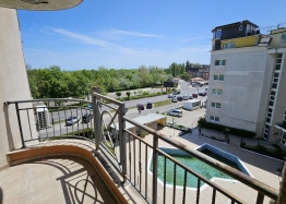 Two-room apartment near the beach Cacao beach. Photo 12