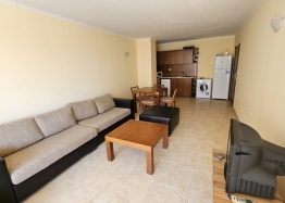 Two-room apartment near the beach Cacao beach. Photo 3