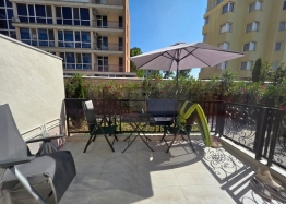 Beautiful two-room apartment in a cozy complex on the coast. Photo 7