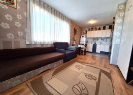Excellent large studio in a luxury complex in Ravda. Photo 3