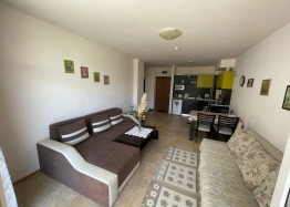 Zweizimmerwohnung in einer schönen Anlage an der Küste. Foto 3