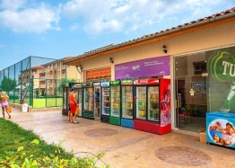 Stylish studio in a large family complex on the coast. Photo 12