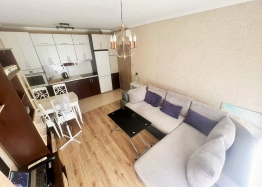 Two-room apartment with a courtyard in a beautiful complex. Photo 3