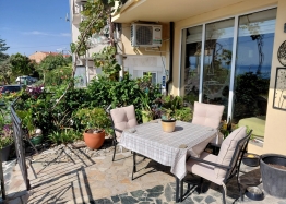 Große Wohnung mit Meerblick in Sveti Vlas. Foto 8