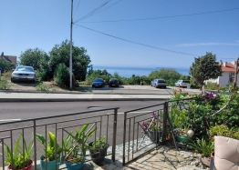 Große Wohnung mit Meerblick in Sveti Vlas. Foto 1