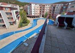 Krásný třípokojový byt na prvním pobřeží. Foto 13