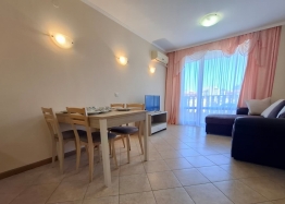 Zwei-Zimmer-Wohnung mit herrlichem Blick auf die Pools in einem Luxuskomplex. Foto 19