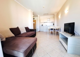 Zwei-Zimmer-Wohnung mit herrlichem Blick auf die Pools in einem Luxuskomplex. Foto 20