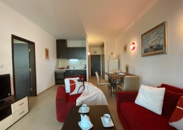 Просторная двухкомнатная квартира в 200 метрах от моря . Фото 11 Просторная двухкомнатная квартира в 200 метрах от моря . Фото 11