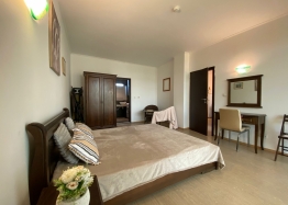 Просторная двухкомнатная квартира в 200 метрах от моря . Фото 7 Просторная двухкомнатная квартира в 200 метрах от моря . Фото 7