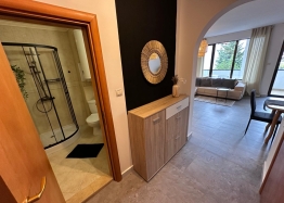 Стильна двокімнатна квартира у комплексі у Святому Власі. Фото 6