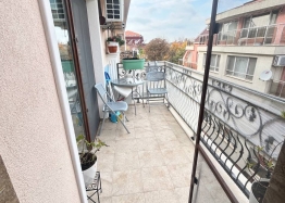 Двухкомнатная квартира на первой линии в центре Несеба. Фото 12