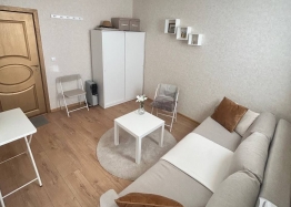 Stilvolles Studio in einer Luxusanlage. Foto 3