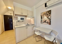 A stylish and cozy studio in the very center of the resort. Photo 14