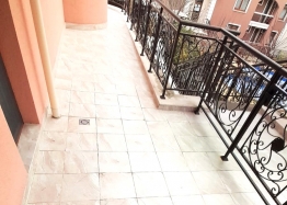 Trzypokojowy apartament na drugim brzegu Sveti Vlas. Zdjęcie 9 Trzypokojowy apartament na drugim brzegu Sveti Vlas. Zdjęcie 9