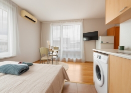 Excellent studio for year-round living. Photo 7