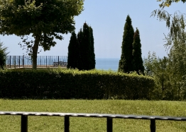 Apartmán s výhledem na moře v krásném velkém komplexu. Foto 2 Apartmán s výhledem na moře v krásném velkém komplexu. Foto 2